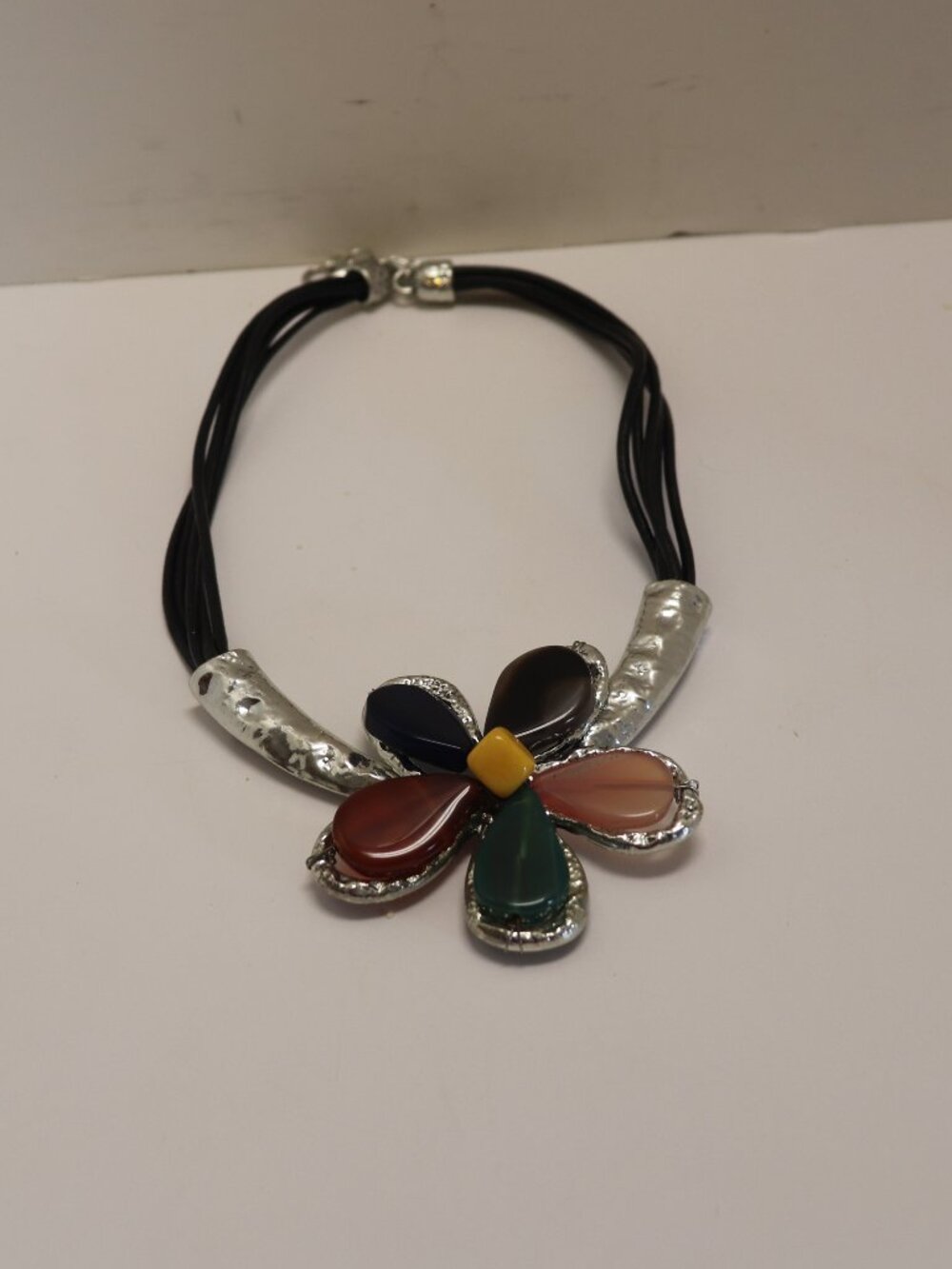 Women's Gold Tone Cosmetic Flower Stone Petals Necklace Various C